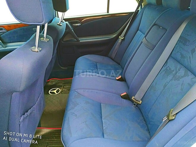 Mercedes E 200 1998, 235,000 km - 2.0 л - Bakı