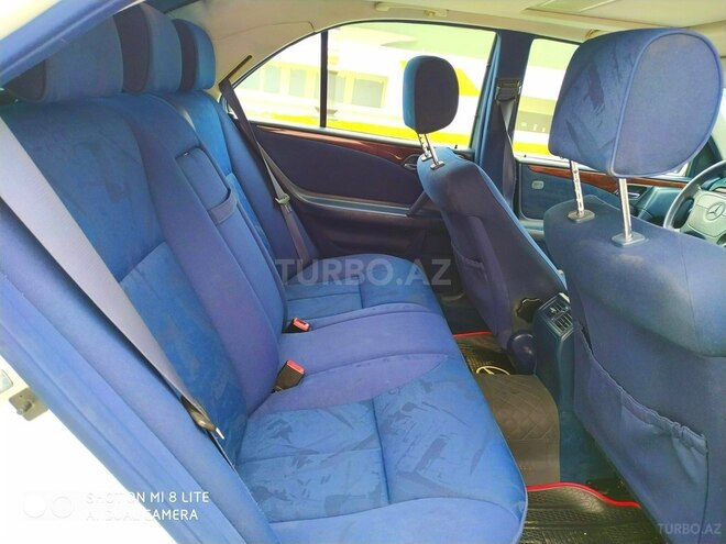 Mercedes E 200 1998, 235,000 km - 2.0 л - Bakı