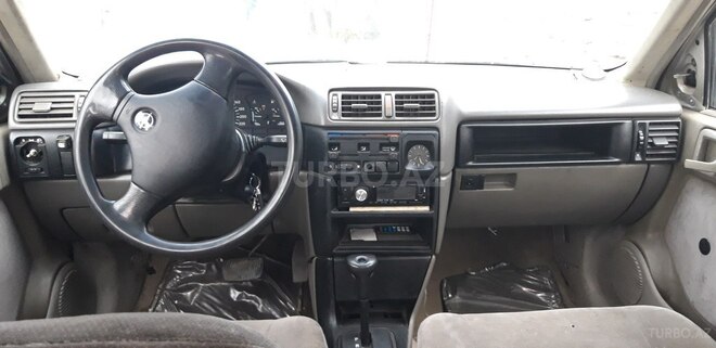 Opel Vectra 1990, 382,456 km - 1.8 л - Şəki