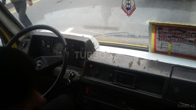 Mercedes 208 D 1992, 310,000 km - 2.3 l - Bakı
