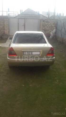 Mercedes C 220 1995, 632,000 km - 2.2 l - Sabirabad