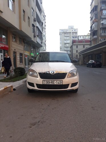 Skoda Fabia 2013, 160,500 km - 1.2 l - Bakı