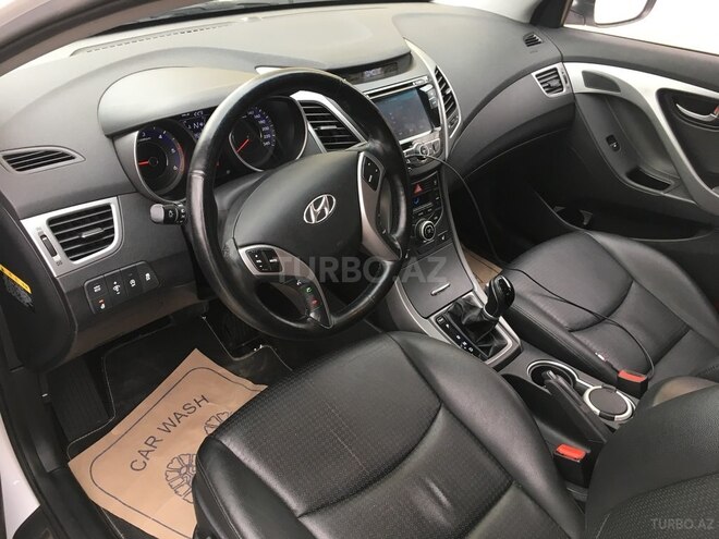 Hyundai Elantra 2015, 43,000 km - 1.6 l - Sumqayıt