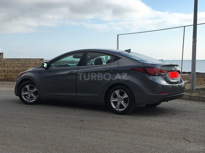 Hyundai Elantra 2015, 75,000 km - 1.8 l - Bakı