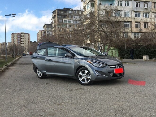 Hyundai Elantra 2015, 75,000 km - 1.8 l - Bakı