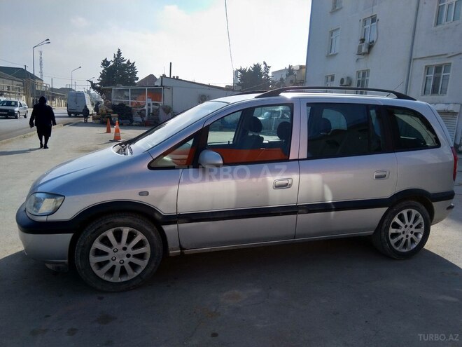 Opel Zafira 2003, 390,000 km - 2.0 л - Bakı