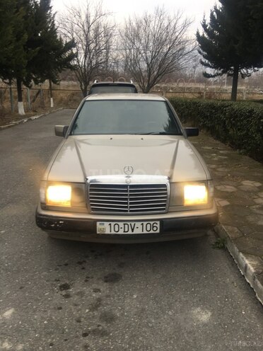 Mercedes E 230 1985, 222,322 km - 2.3 l - Şəki