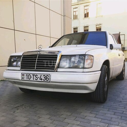 Mercedes E 230 1987, 320,000 km - 2.3 l - Bakı