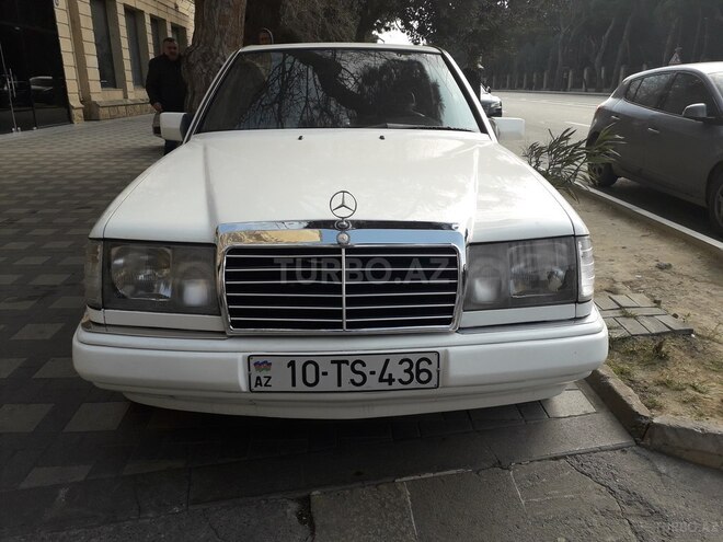 Mercedes E 230 1987, 320,000 km - 2.3 l - Bakı