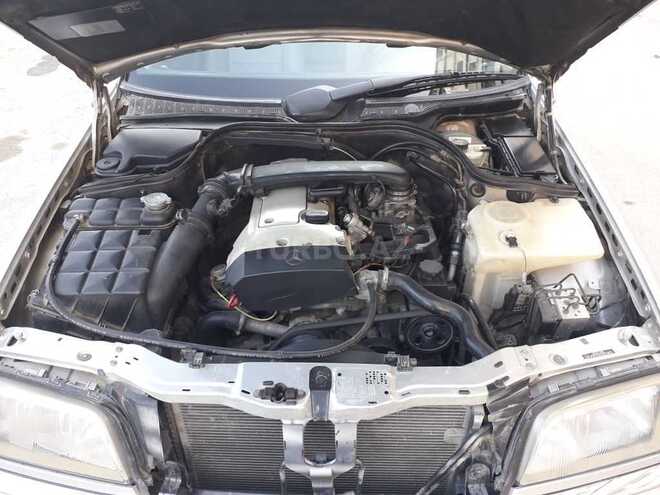 Mercedes C 230 1998, 215,000 km - 2.3 l - Bakı