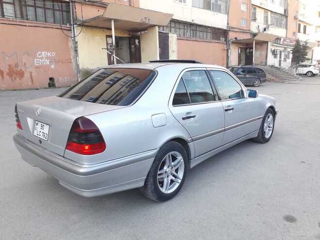 Mercedes C 230 1998, 215,000 km - 2.3 l - Bakı