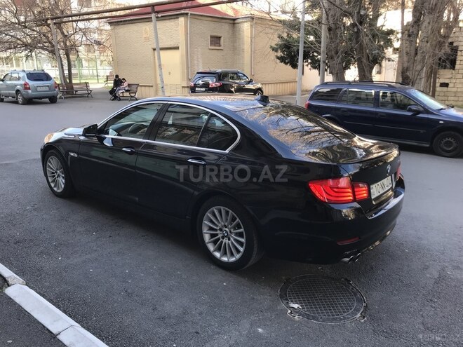 BMW 528 2011, 180,000 km - 3.0 l - Bakı