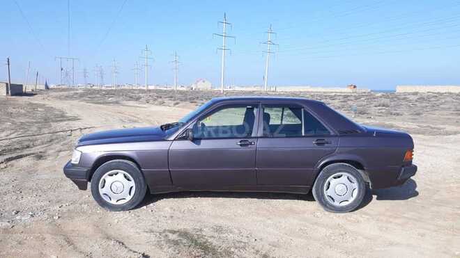 Mercedes 190 1993, 260,000 km - 2.0 l - Sumqayıt