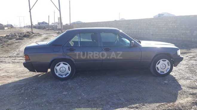 Mercedes 190 1993, 260,000 km - 2.0 l - Sumqayıt