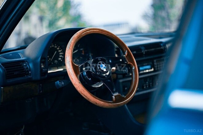 BMW 735 1991, 290,000 km - 3.5 л - Bakı