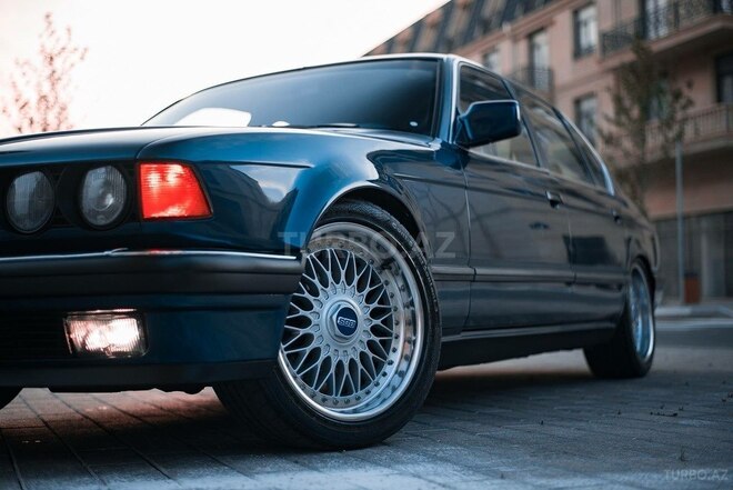 BMW 735 1991, 290,000 km - 3.5 л - Bakı