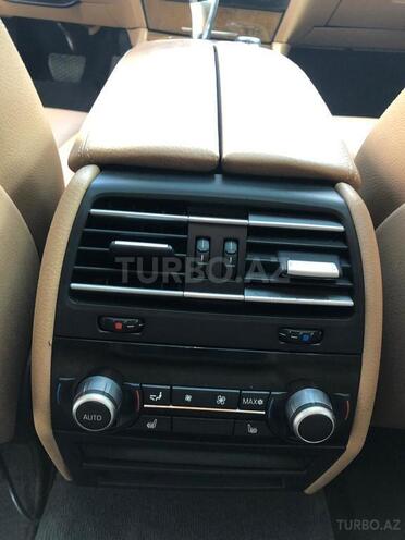 BMW 750 2011, 133,000 km - 4.4 l - Bakı