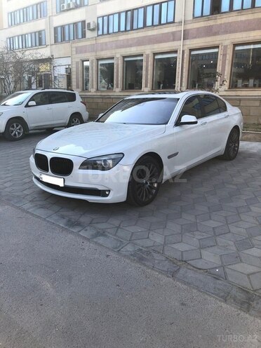 BMW 750 2011, 133,000 km - 4.4 l - Bakı