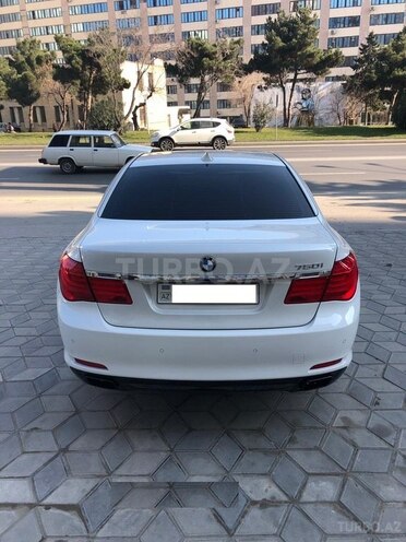 BMW 750 2011, 133,000 km - 4.4 l - Bakı