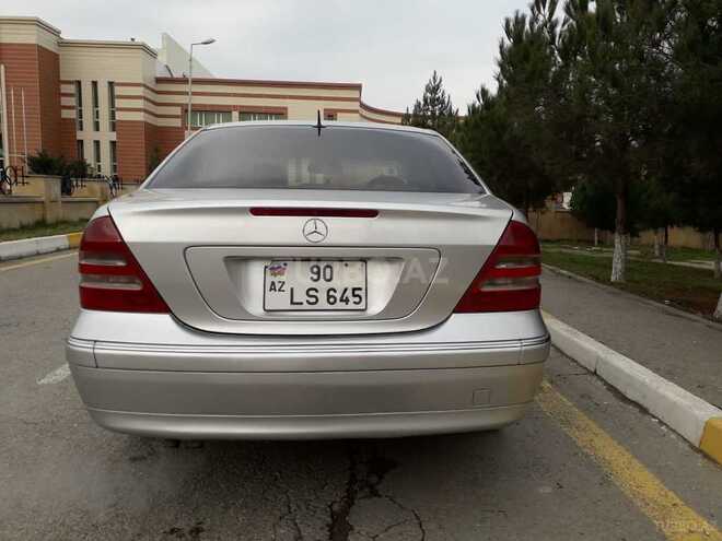 Mercedes C 240 2001, 197,522 km - 2.6 л - Sumqayıt