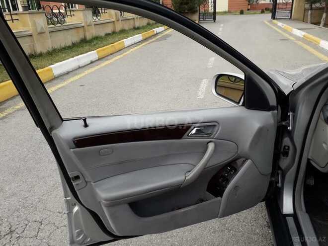 Mercedes C 240 2001, 197,522 km - 2.6 л - Sumqayıt