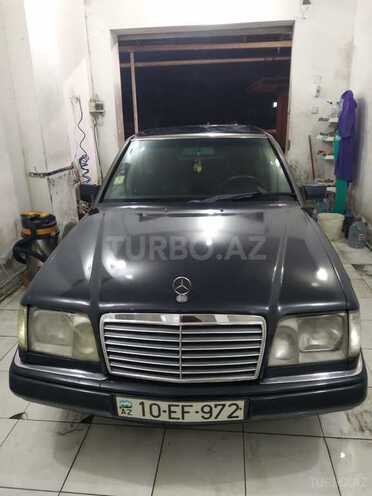 Mercedes E 200 1989, 160,000 km - 2.0 l - Bakı
