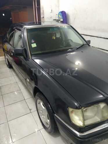 Mercedes E 200 1989, 160,000 km - 2.0 l - Bakı