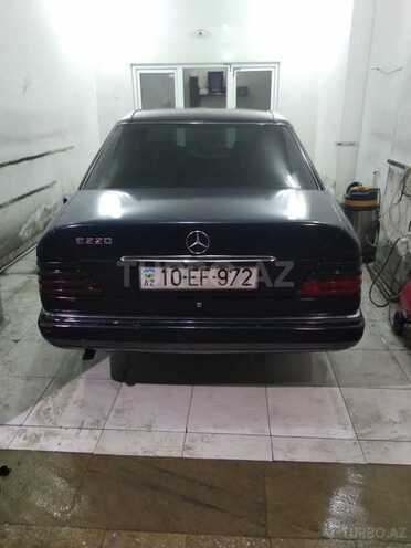 Mercedes E 200 1989, 160,000 km - 2.0 l - Bakı