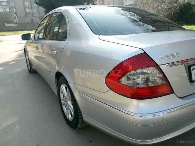 Mercedes E 220 2007, 236,000 km - 2.2 l - Bakı