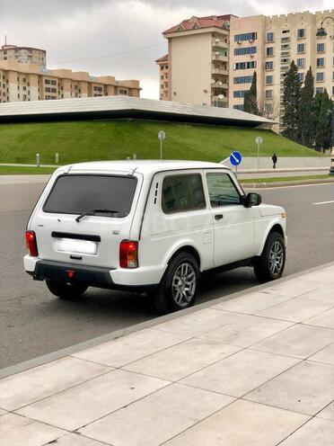 LADA (VAZ) Niva 2016, 42,500 km - 1.7 л - Bakı