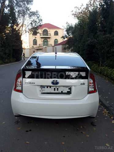 Toyota Prius 2015, 70,000 km - 1.8 l - Bakı