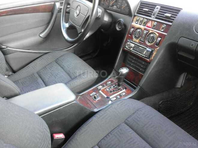 Mercedes C 200 1999, 187,237 km - 2.0 l - Bakı