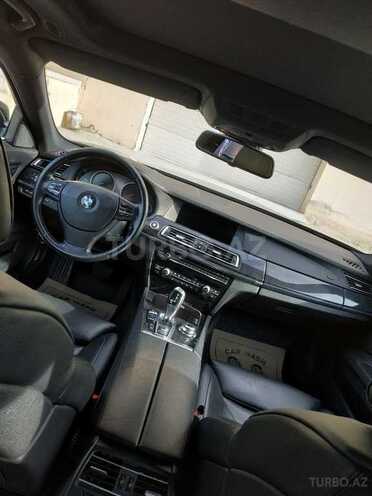 BMW 750 2009, 113,000 km - 4.4 л - Bakı
