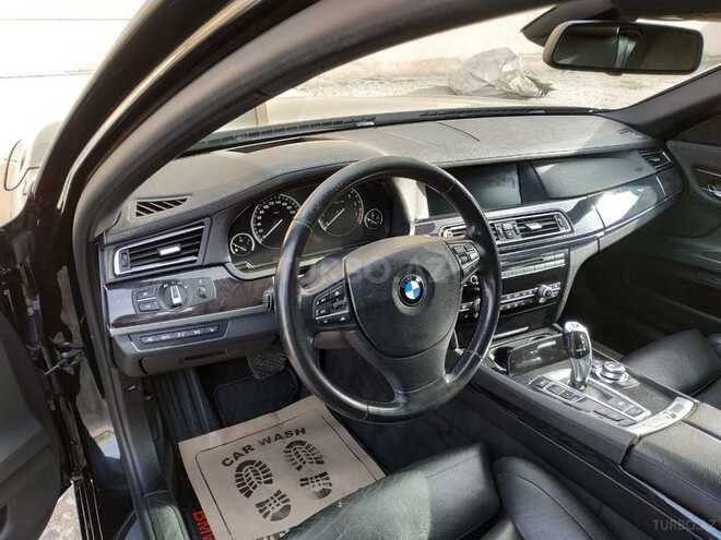 BMW 750 2009, 113,000 km - 4.4 л - Bakı