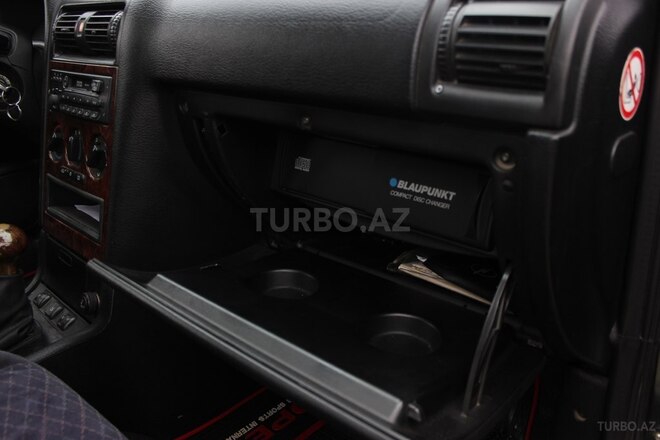 Opel Astra 1998, 381,000 km - 2.0 л - Xaçmaz