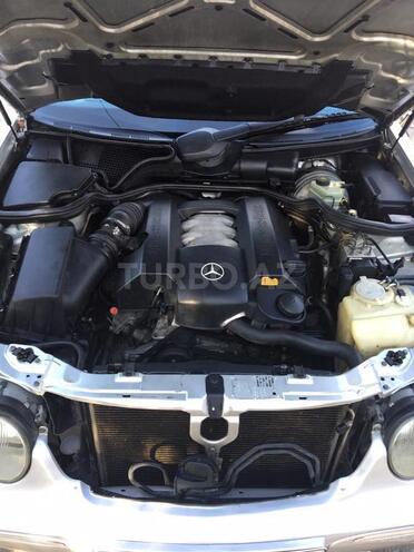 Mercedes E 320 1999, 224,000 km - 3.2 л - Balakən