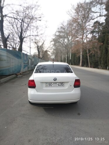 Volkswagen Polo 2012, 175,000 km - 1.6 l - Gəncə