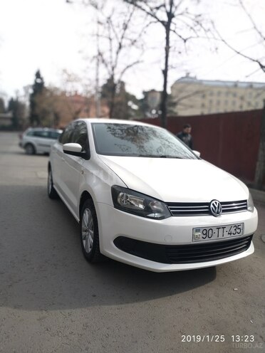 Volkswagen Polo 2012, 175,000 km - 1.6 l - Gəncə