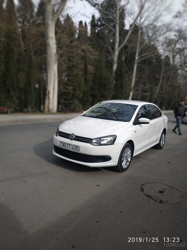 Volkswagen Polo 2012, 175,000 km - 1.6 l - Gəncə