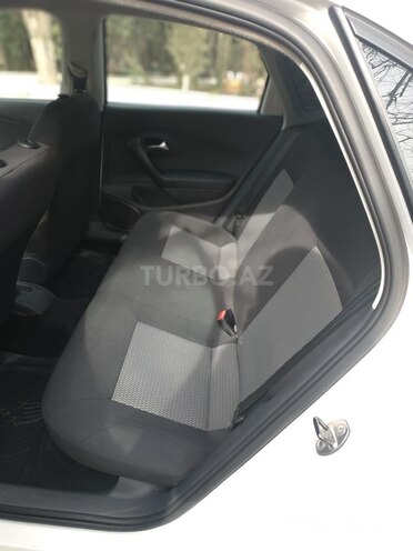 Volkswagen Polo 2012, 175,000 km - 1.6 l - Gəncə