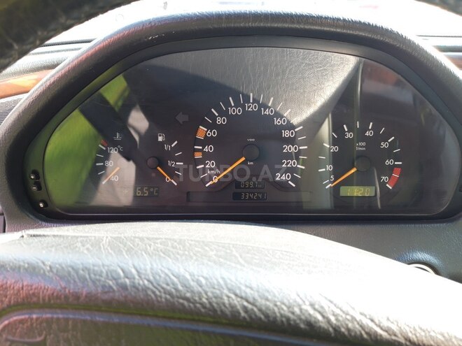 Mercedes C 200 1999, 334,241 km - 2.0 л - Bakı