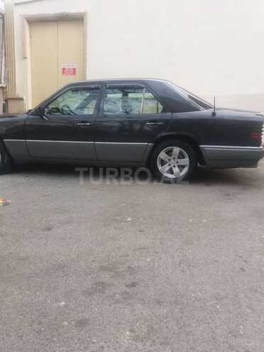 Mercedes E 220 1994, 310,000 km - 2.2 l - Bakı
