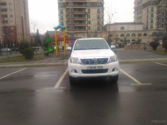 Toyota Hilux 2012, 177,000 km - 2.5 л - Gəncə