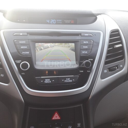 Hyundai Elantra 2015, 42,800 km - 1.8 l - Bakı