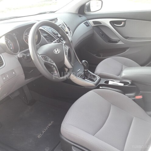 Hyundai Elantra 2015, 42,800 km - 1.8 l - Bakı