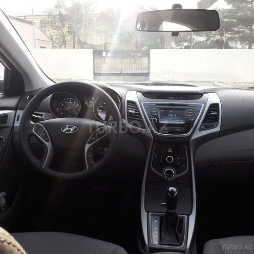 Hyundai Elantra 2015, 42,800 km - 1.8 l - Bakı