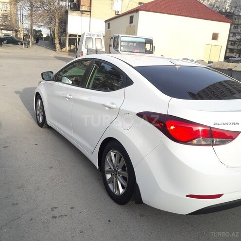 Hyundai Elantra 2015, 42,800 km - 1.8 l - Bakı