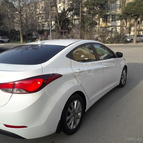 Hyundai Elantra 2015, 42,800 km - 1.8 l - Bakı