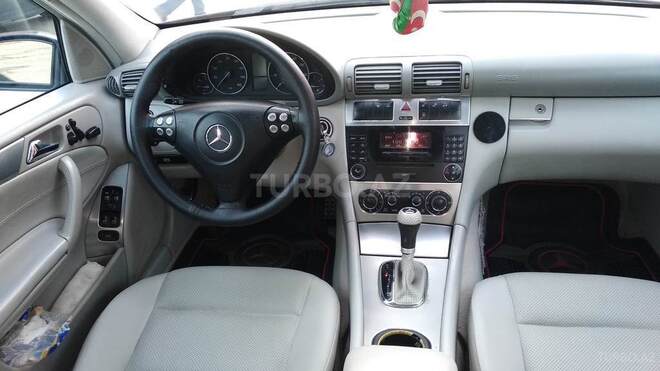 Mercedes C 230 2005, 300,000 km - 2.5 л - Bakı