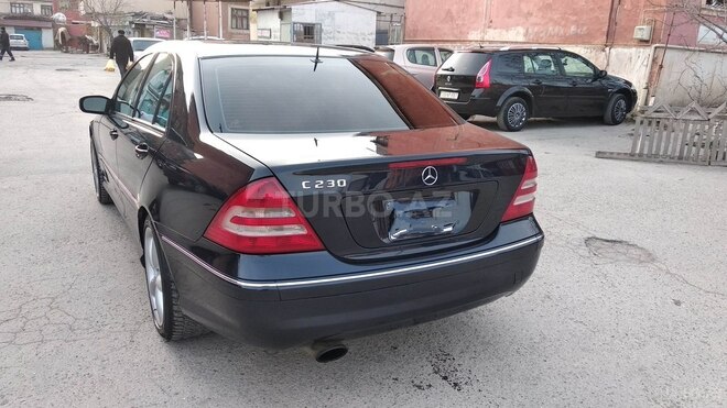 Mercedes C 230 2005, 300,000 km - 2.5 л - Bakı